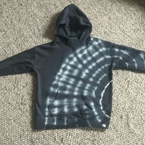 Barely worn Tie-dyed Gap pullover sweatshirt